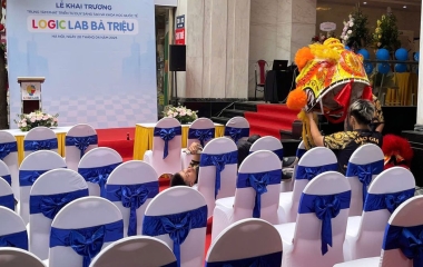 TƯNG BỪNG LỄ KHAI TRƯƠNG LOGIC LAB-BÀ TRIỆU